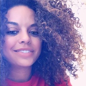 Meet your Posher, Ashlee